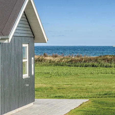 Three-bedroom In Semesterbostad Nordborg
