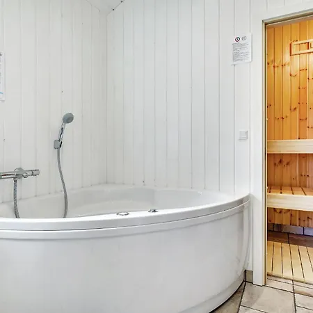 度假居 Three-bedroom In